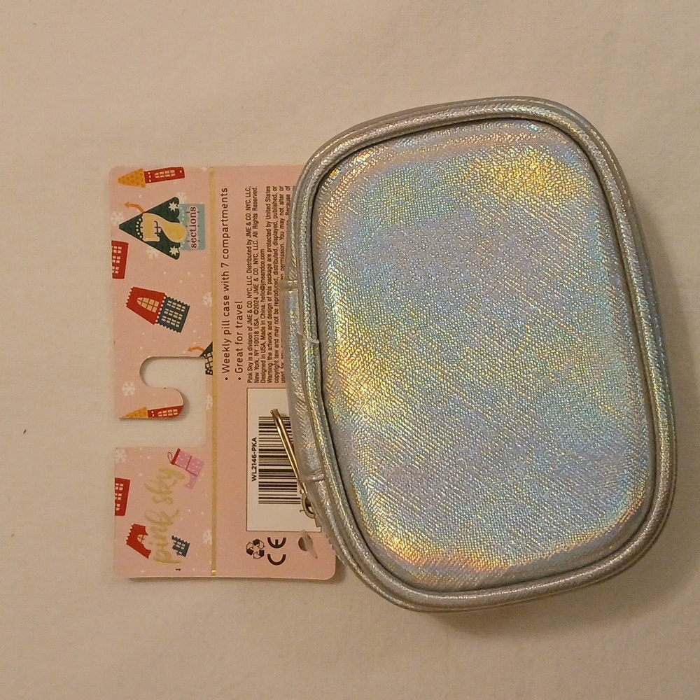 Pill case - Picture 2 of 8